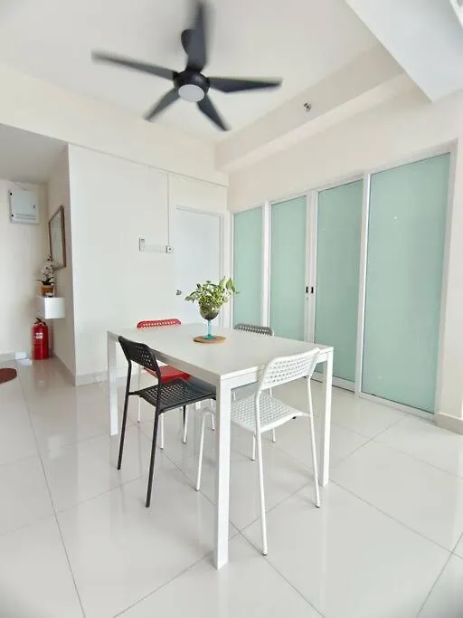 Apartment Maritime Suite Penang - City & Sea View George Town Malaysia